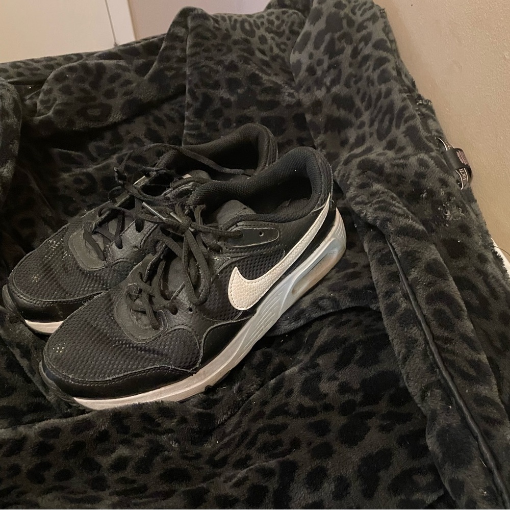 Nike air